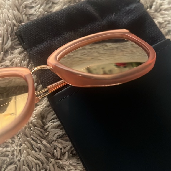 LE SPECS | J. CREW Pink Gold Frosted Reflective Lenses - Picture 4 of 5
